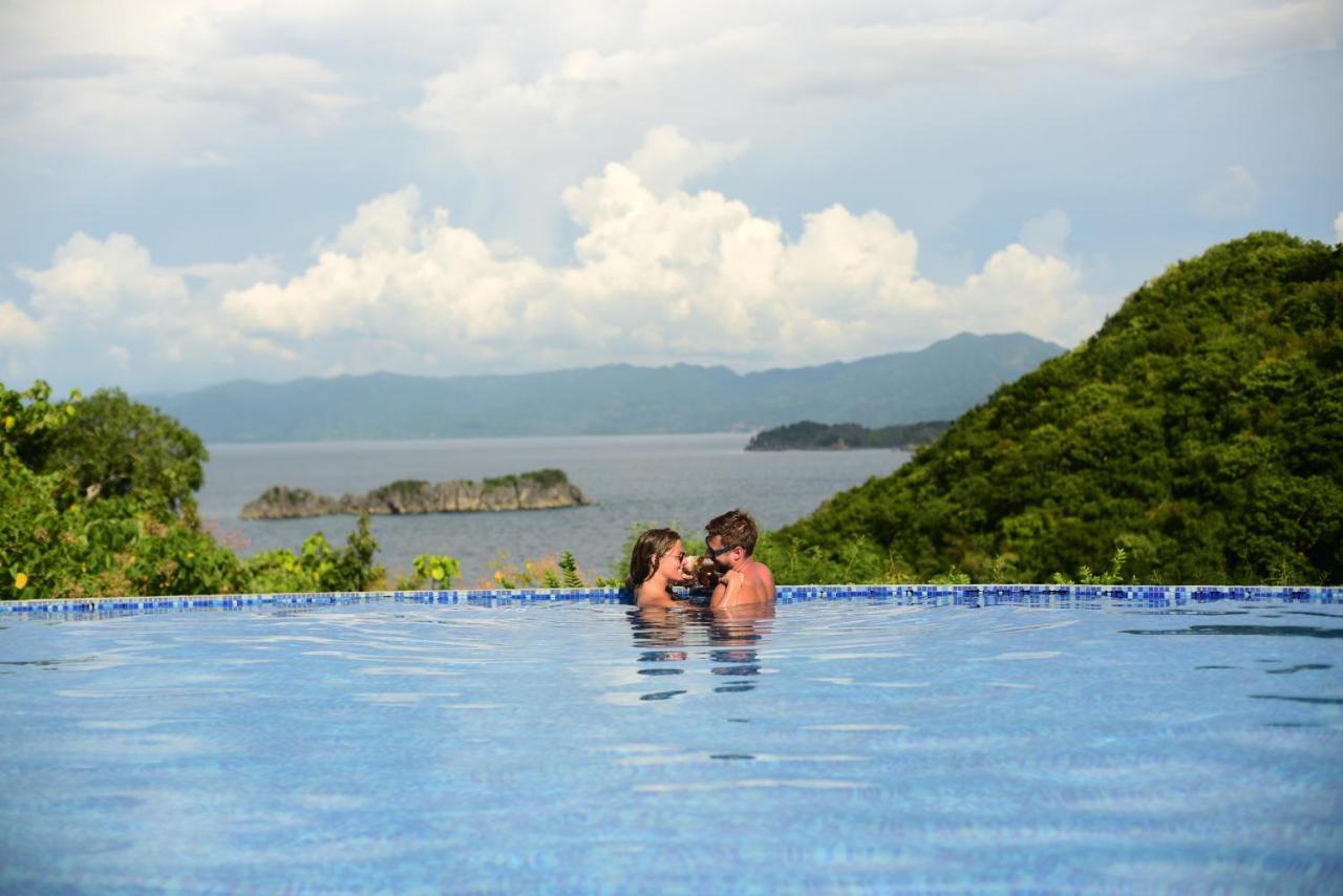 Tugawe Cove Resort Colongcocon Exterior foto