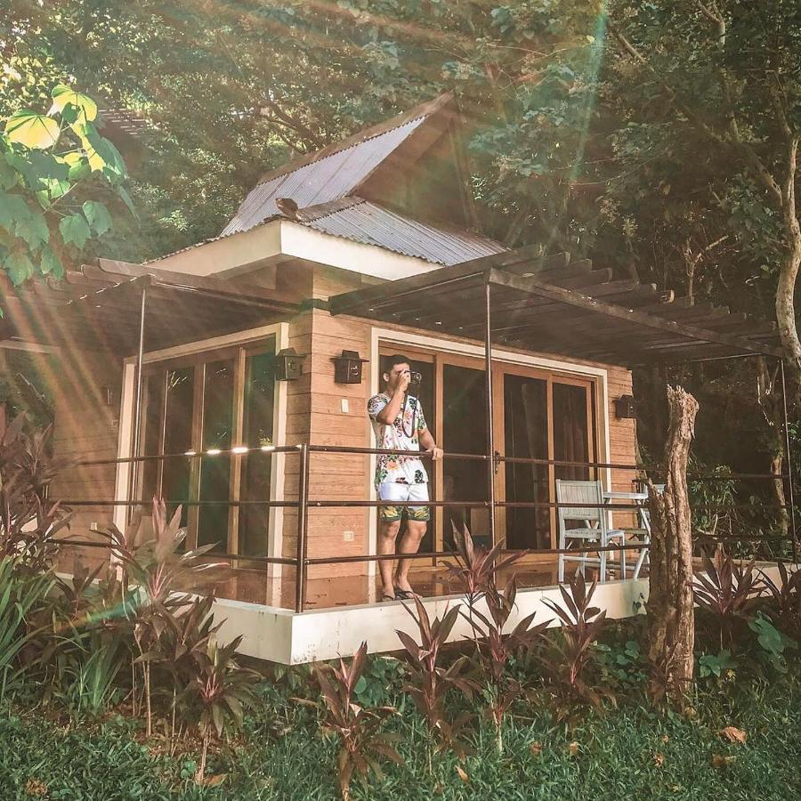 Tugawe Cove Resort Colongcocon Exterior foto